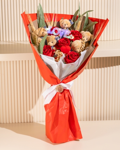  Kırmızı Ayıcık Buketi